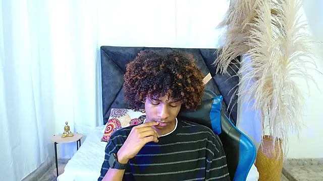 angelll18  online show from 21, 2, 2026