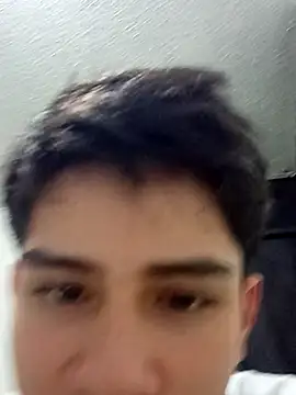 Snapshot of Sink198 chatting on 14, 12, 2025 Sink198 online show from 14, 12, 2025