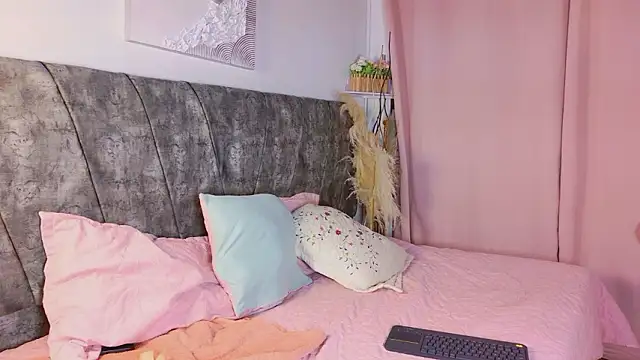 Snapshot of NanyMatrioska chatting on 3, 3, 2026 NanyMatrioska online show from 3, 3, 2026