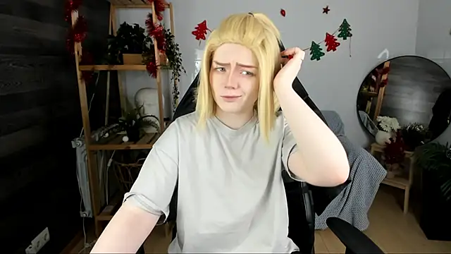 Snapshot of KellyKik chatting on 17, 12, 2025 KellyKik online show from 17, 12, 2025