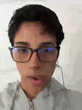 EstivenSallas2 online show from 22, 12, 2025