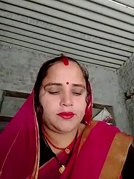 Snapshot of Kajal4455 chatting on 17, 12, 2025 Kajal4455 online show from 17, 12, 2025