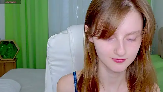 Snapshot of Miss_Alisa_ chatting on 5, 3, 2026 Miss Alisa online show from 5, 3, 2026