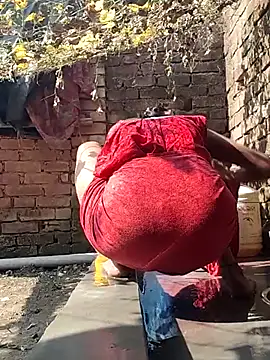 Snapshot of Sweet-rumi chatting on 15, 12, 2025 Sweet-rumi online show from 15, 12, 2025