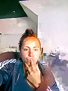 Snapshot of saray77 chatting on 16, 12, 2025 saray77 online show from 16, 12, 2025