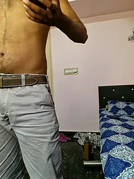 Snapshot of suhxil79 chatting on 29, 3, 2026 suhxil79 online show from 29, 3, 2026