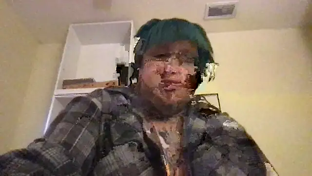 Snapshot of succubussy666 chatting on 16, 12, 2025 succubussy666 online show from 16, 12, 2025