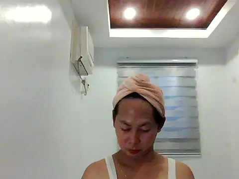 Snapshot of Seductive_diana chatting on 16, 12, 2025 Seductive diana online show from 16, 12, 2025