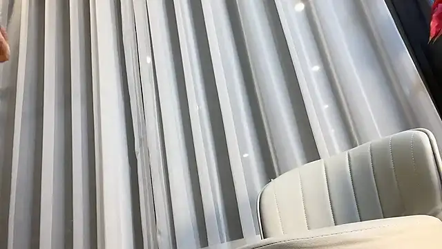 Snapshot of J-Jasmin chatting on 17, 12, 2025 J-Jasmin online show from 17, 12, 2025