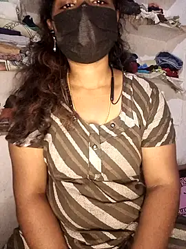 Snapshot of tamilsaisree chatting on 18, 2, 2026 tamilsaisree online show from 18, 2, 2026