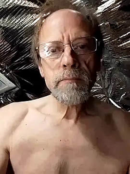 Snapshot of Quebec46 chatting on 17, 12, 2025 Quebec46 online show from 17, 12, 2025