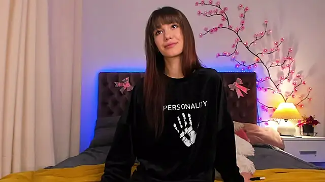 MilanaHotts online show from 26, 2, 2026