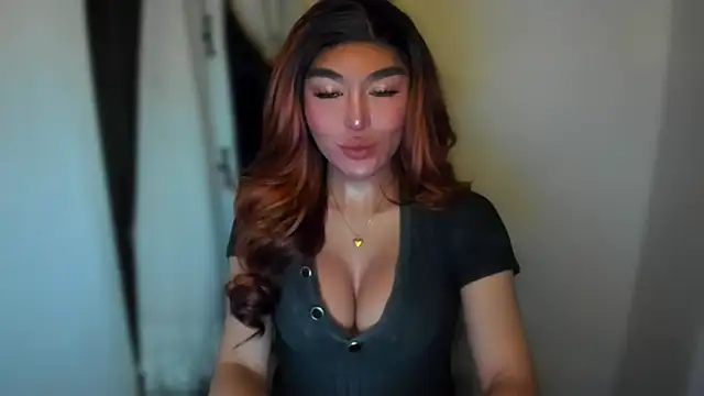 Snapshot of mxshemale_ladyboy chatting on 5, 12, 2024 mxshemale ladyboy online show from 5, 12, 2024