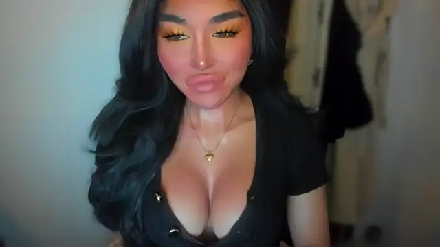 Snapshot of mxshemale_ladyboy chatting on 6, 12, 2024 mxshemale ladyboy online show from 6, 12, 2024