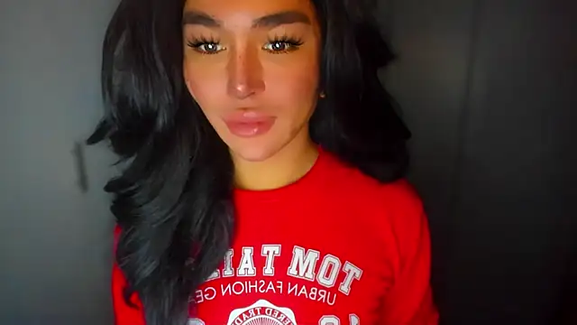 Snapshot of mxshemale_ladyboy chatting on 18, 12, 2024 mxshemale ladyboy online show from 18, 12, 2024