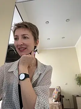 Sensual Flower online show from 25, 2, 2026