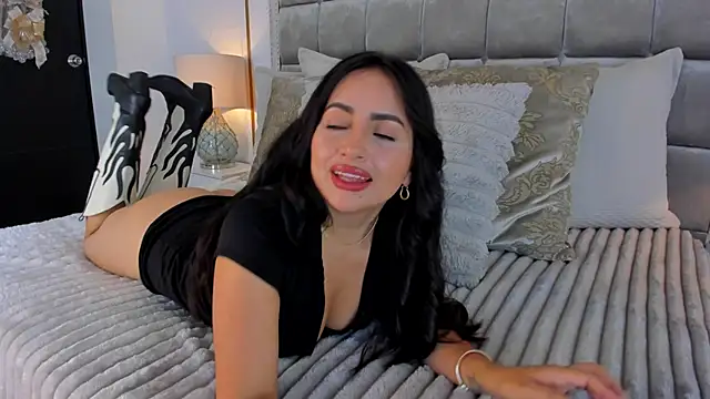 ZaraVesari online show from 11, 1, 2026