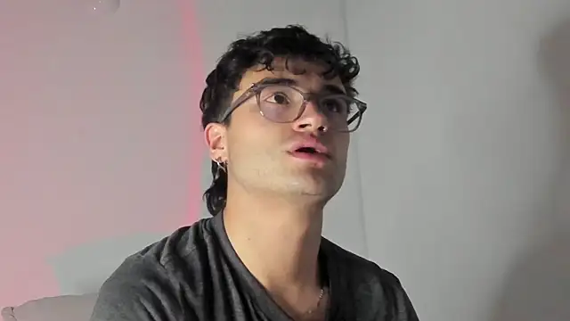 charlie dicker online show from 3, 2, 2026