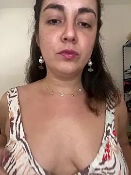 Snapshot of sweetrosedance chatting on 6, 2, 2026 sweetrosedance online show from 6, 2, 2026