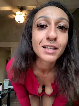 Snapshot of GoddessVikkii chatting on 18, 12, 2025 GoddessVikkii online show from 18, 12, 2025