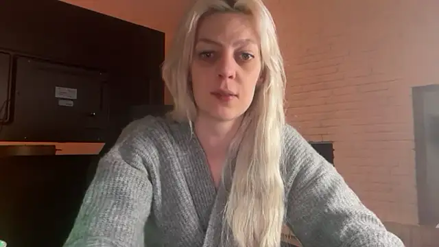 Melina Diamond online show from 7, 1, 2026