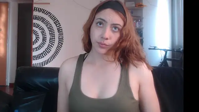 Snapshot of BeautyYoungblond chatting on 2, 3, 2026 BeautyYoungblond online show from 2, 3, 2026