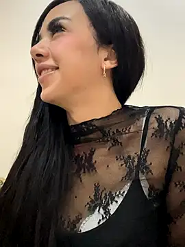 Snapshot of Moroi45 chatting on 16, 12, 2025 Moroi45 online show from 16, 12, 2025