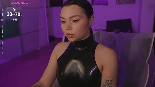 Dominatrix Alice online show from 27, 3, 2026