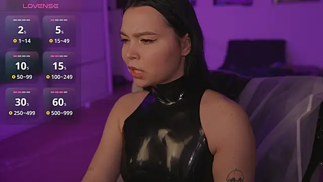 Dominatrix Alice online show from 29, 3, 2026