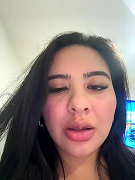 Alejandra-777 online show from 17, 12, 2025