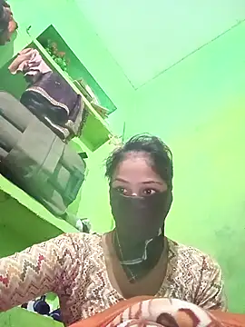 Snapshot of Uma_pande chatting on 17, 12, 2025 Uma pande online show from 17, 12, 2025