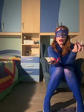 Snapshot of JessicaQueenFire chatting on 6, 3, 2026 JessicaQueenFire online show from 6, 3, 2026