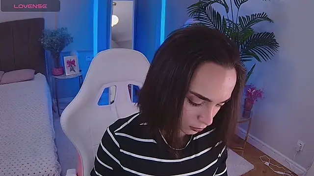 Snapshot of Dayana_Foxy chatting on 22, 12, 2025 Dayana Foxy online show from 22, 12, 2025