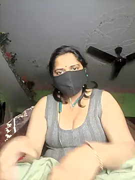 DIRTY-MOMS online show from 1, 2, 2026