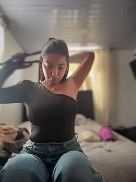 Snapshot of Kitty-LS chatting on 10, 1, 2026 Kitty-LS online show from 10, 1, 2026