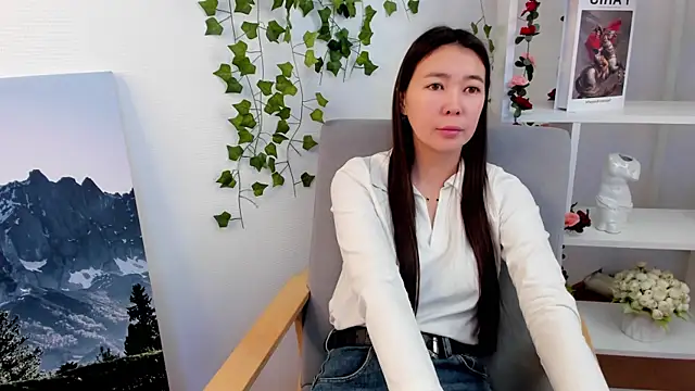 BettinaHuus online show from 17, 12, 2025