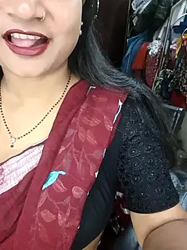 Snapshot of MAHI066 chatting on 18, 12, 2025 MAHI066 online show from 18, 12, 2025