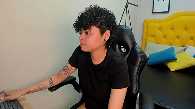 Sasha Venom online show from 6, 1, 2026