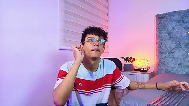 maxfrost 1 online show from 8, 1, 2026