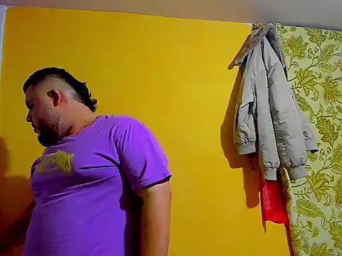 gainer chubby hot online show from 21, 12, 2025