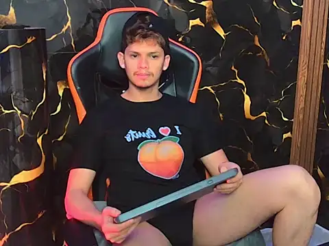 davilap toyboy online show from 2, 2, 2026