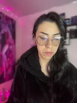 Sky Girl LS online show from 9, 2, 2026