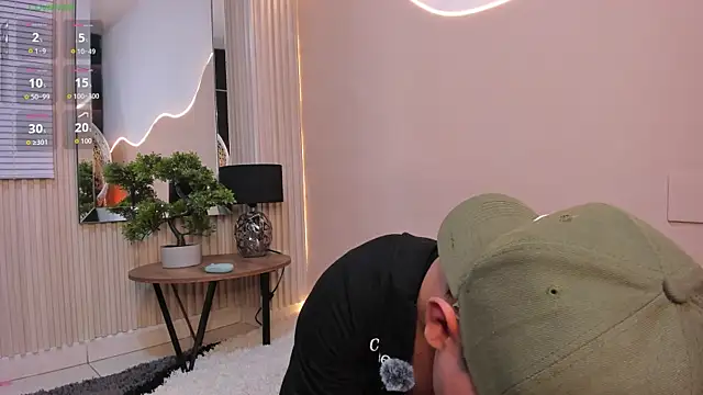 Thristan Leones online show from 22, 12, 2025