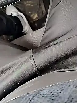 BHugo85269 online show from 4, 2, 2026