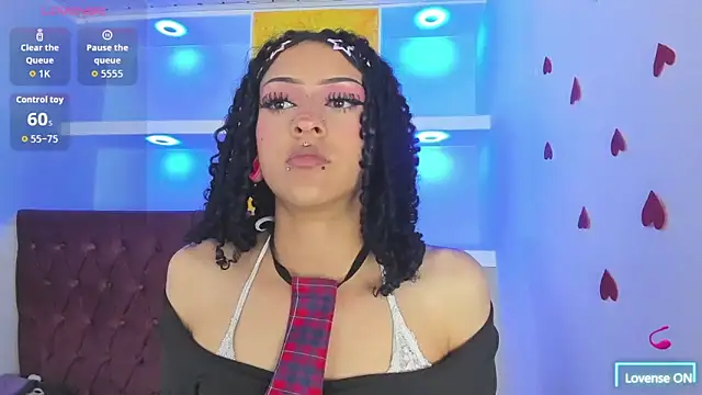 Snapshot of dolly_boob chatting on 15, 2, 2026 dolly boob online show from 15, 2, 2026