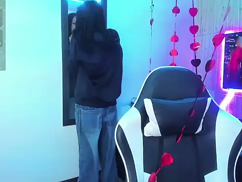 Snapshot of dolly_boob chatting on 19, 2, 2026 dolly boob online show from 19, 2, 2026