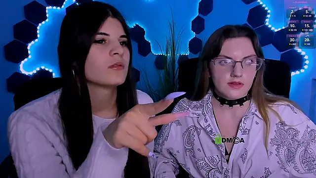 lizzie boom  online show from 17, 3, 2026