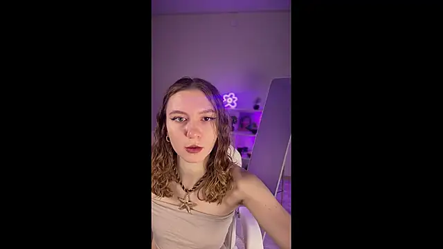 Snapshot of KellySunn chatting on 16, 3, 2026 KellySunn online show from 16, 3, 2026