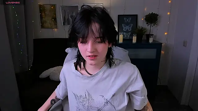 Snapshot of SarahShelby chatting on 11, 3, 2026 SarahShelby online show from 11, 3, 2026