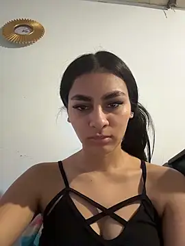 ManuelaEvans  online show from 6, 2, 2026